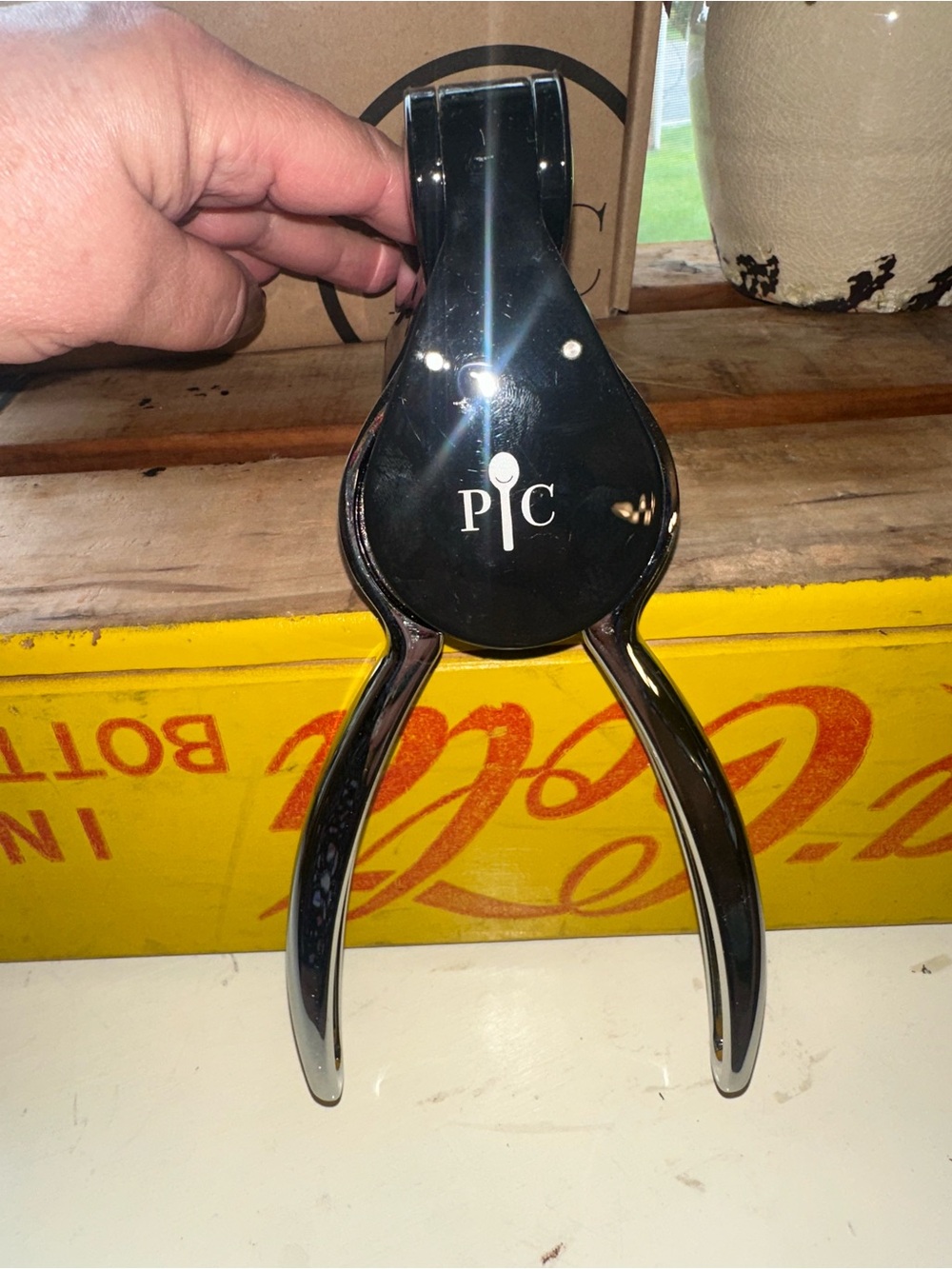Pampered Chef Champagne Opener #1597 - NIB Drink Bottle Open Retired - Picture 4 of 7